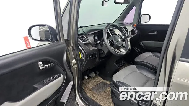 2018 Kia RAY Prestige, photograph 1