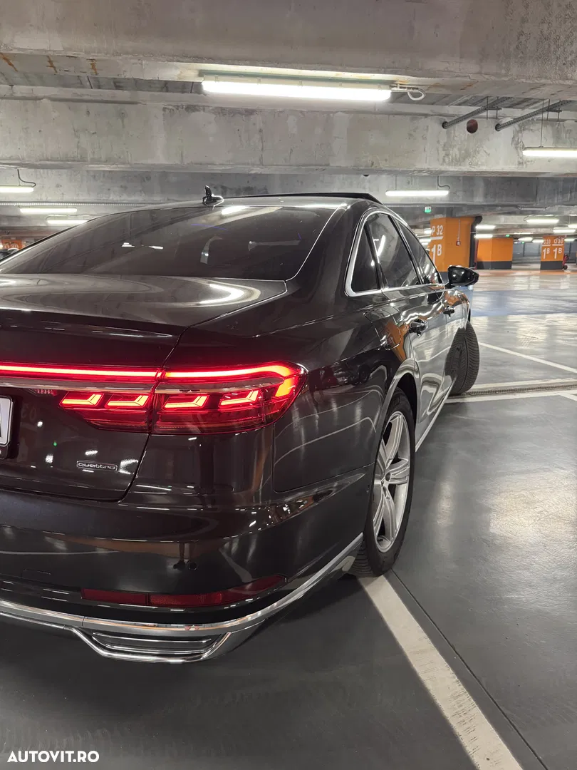 2019 Audi A8, photograph 6
