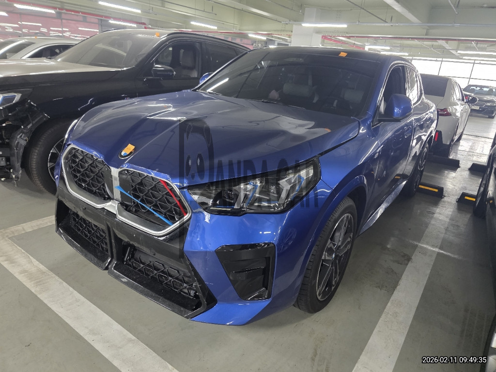 2025 BMW X2 xDrive20i, photograph 4