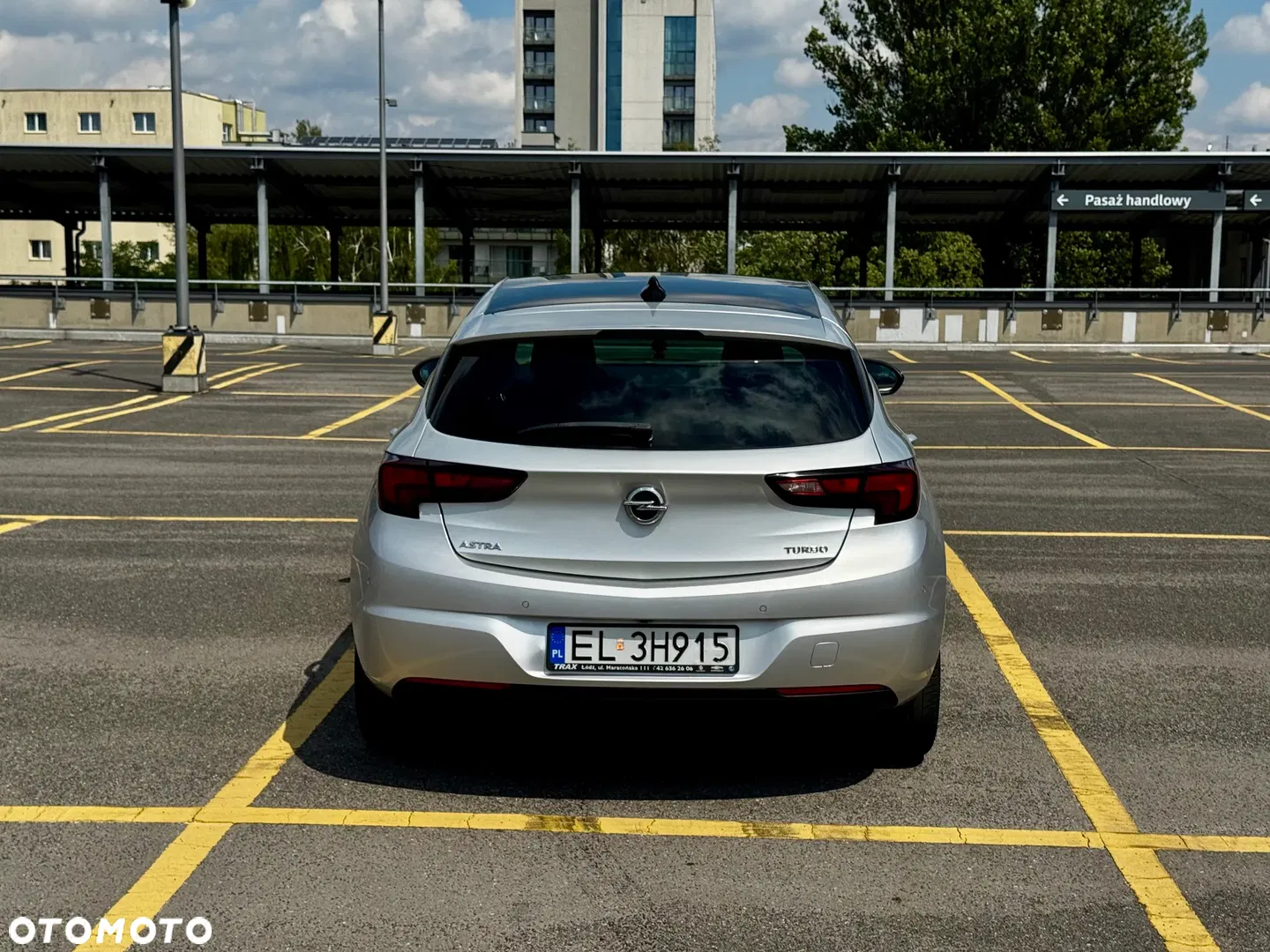 2018 Opel Astra, photograph 6