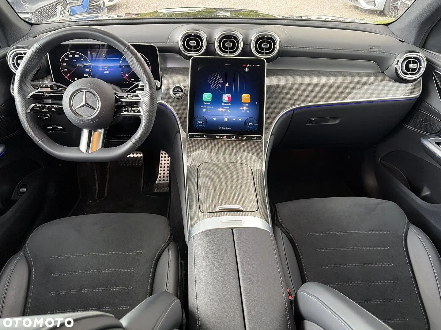 2025 Mercedes-Benz GLC 300 d mHEV 4-Matic AMG Line, photograph 11