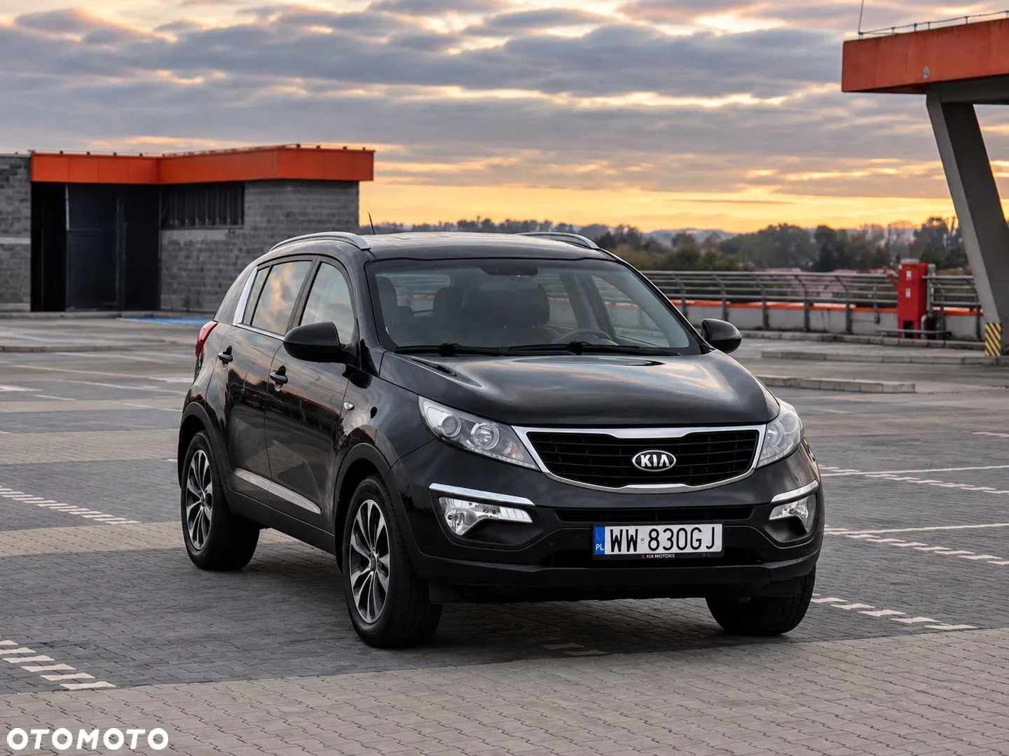 Kia Sportage 1.7 CRDI M 2WD — photo 1 of 36