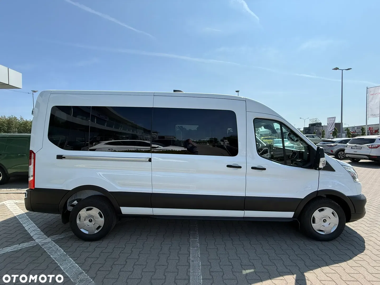 2026 Ford Transit Kombi L3H2 Trend, photograph 8