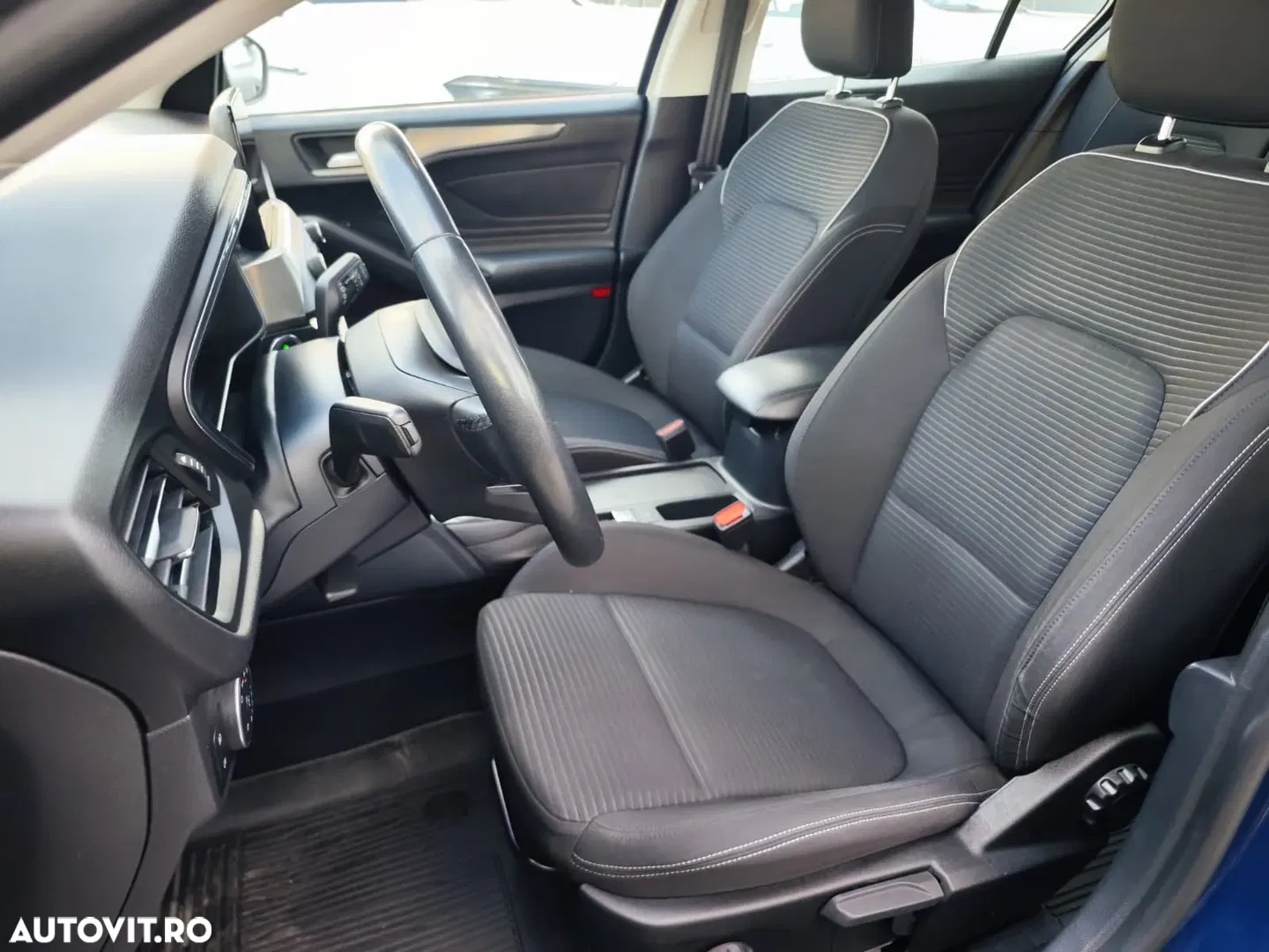 2020 Ford Focus 2.0 EcoBlue Titanium, photograph 7