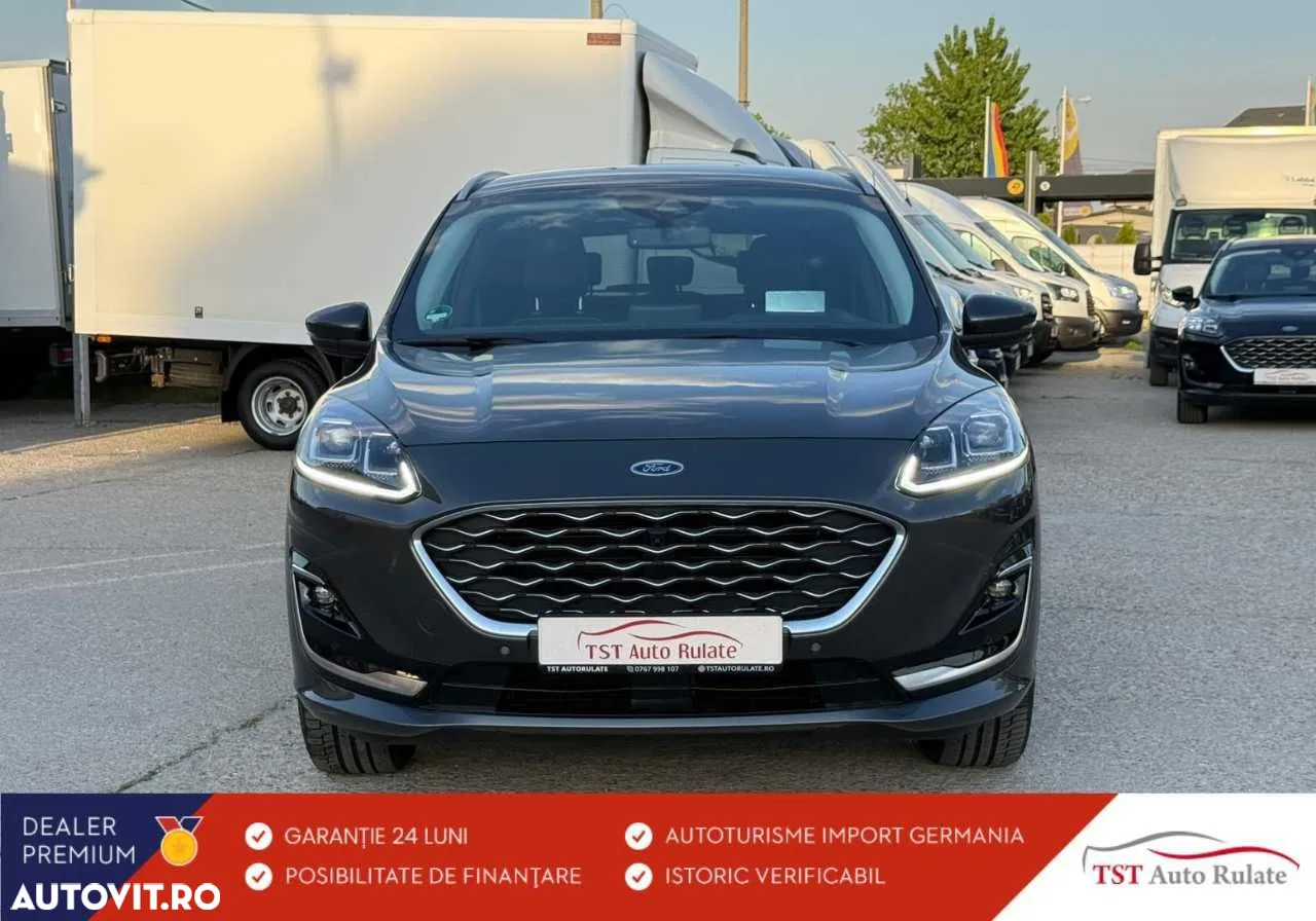 Ford Kuga — photo 1 of 39