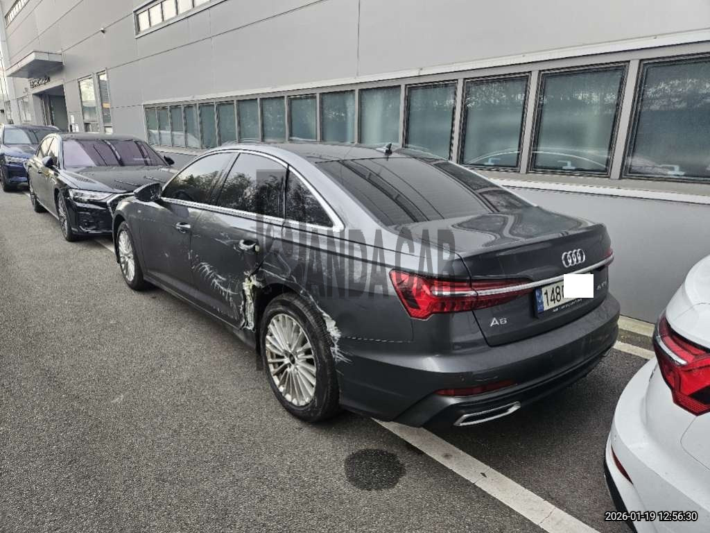 2021 Audi A6 45 TFSI, photograph 1