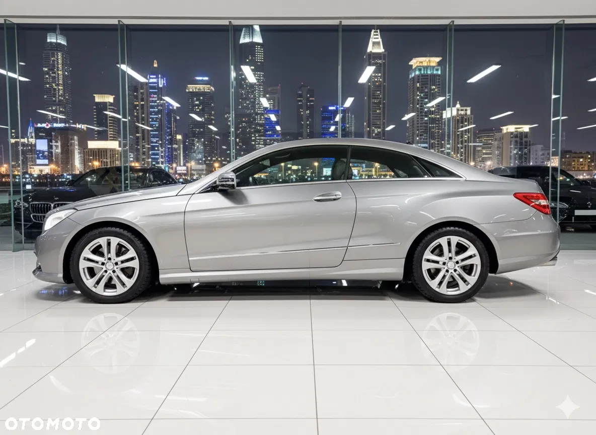 2009 Mercedes-Benz Klasa E 350 CDI DPF C BlueEFFICIENCY 7G-TRONIC Prime Edition, photograph 3