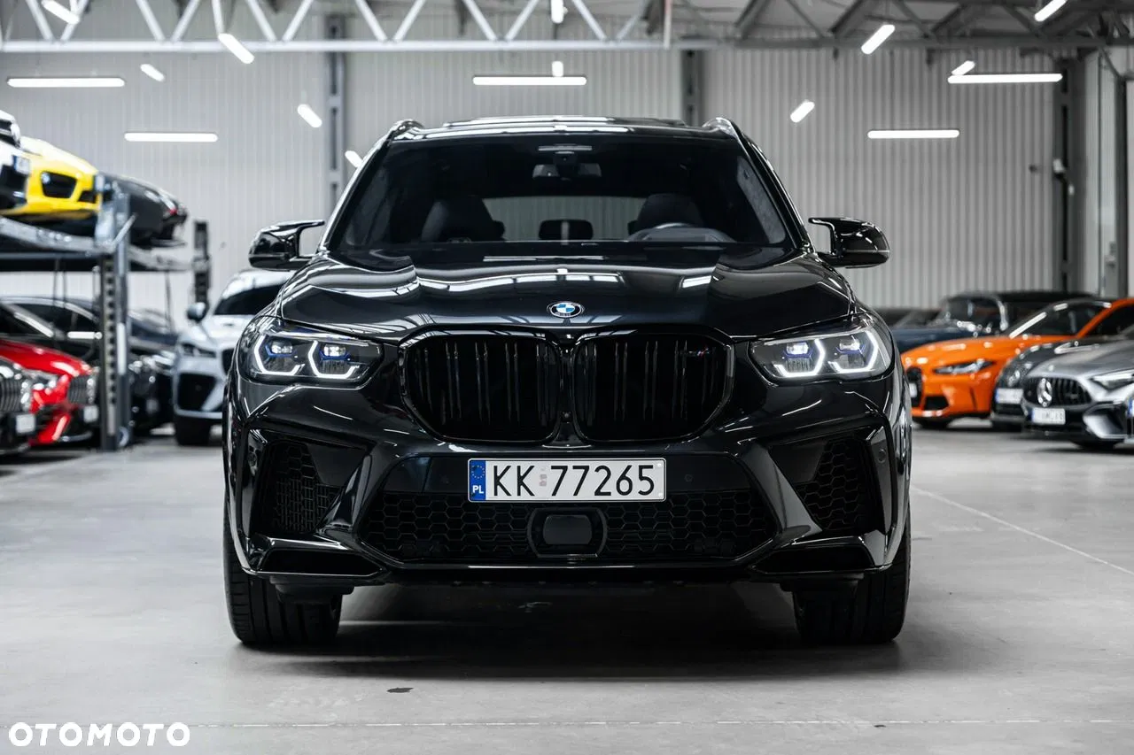 2023 BMW X5 M Competition, photograph 2