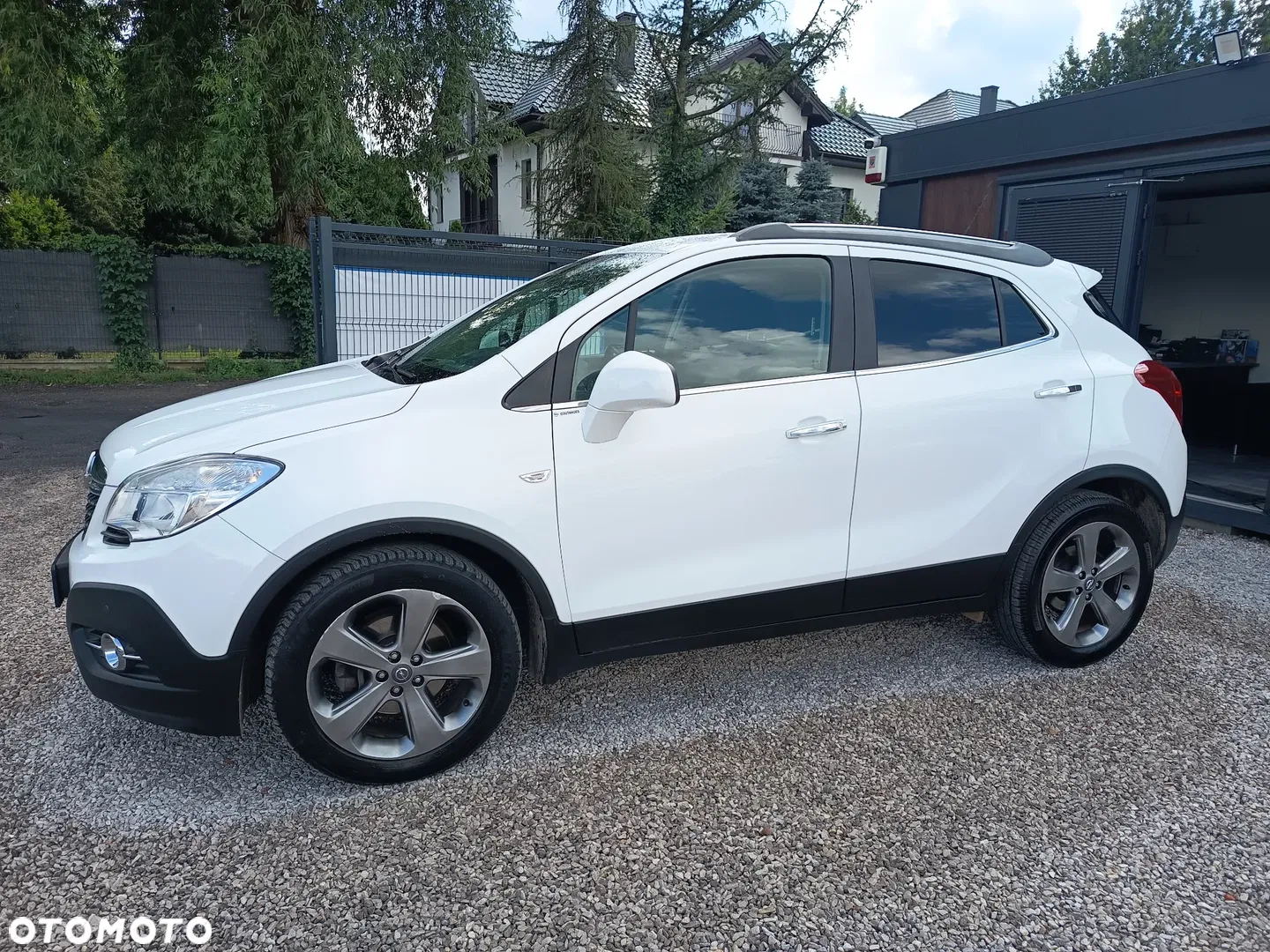 2014 Opel Mokka 1.4 Turbo ecoFLEX Start/Stop Edition, photograph 3