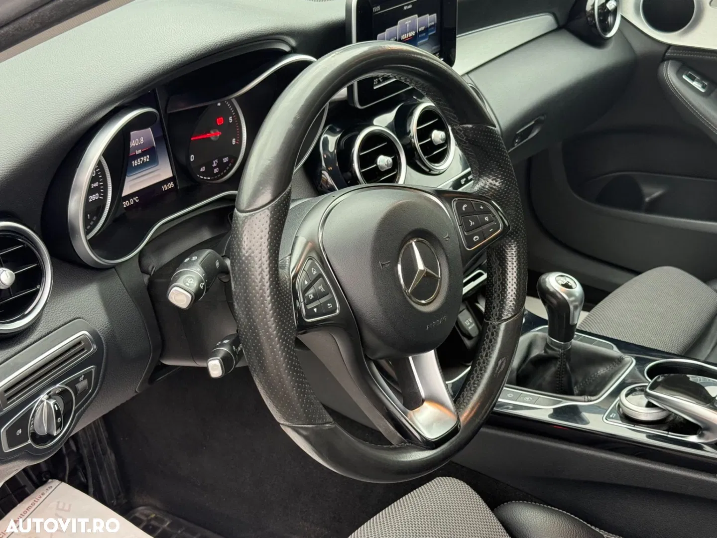 2015 Mercedes-Benz C 200 BlueTec, photograph 4