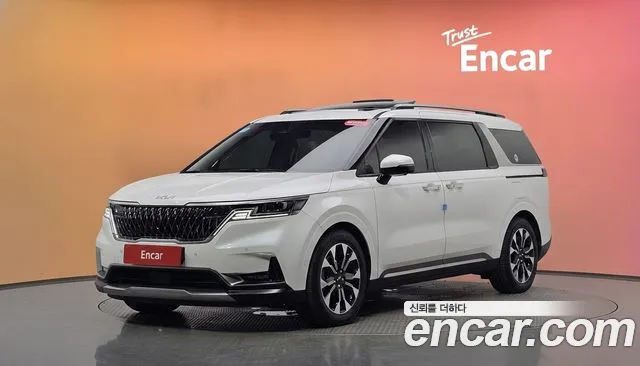 2023 Kia Canival Gasoline 7-Seater Signature, photograph 2