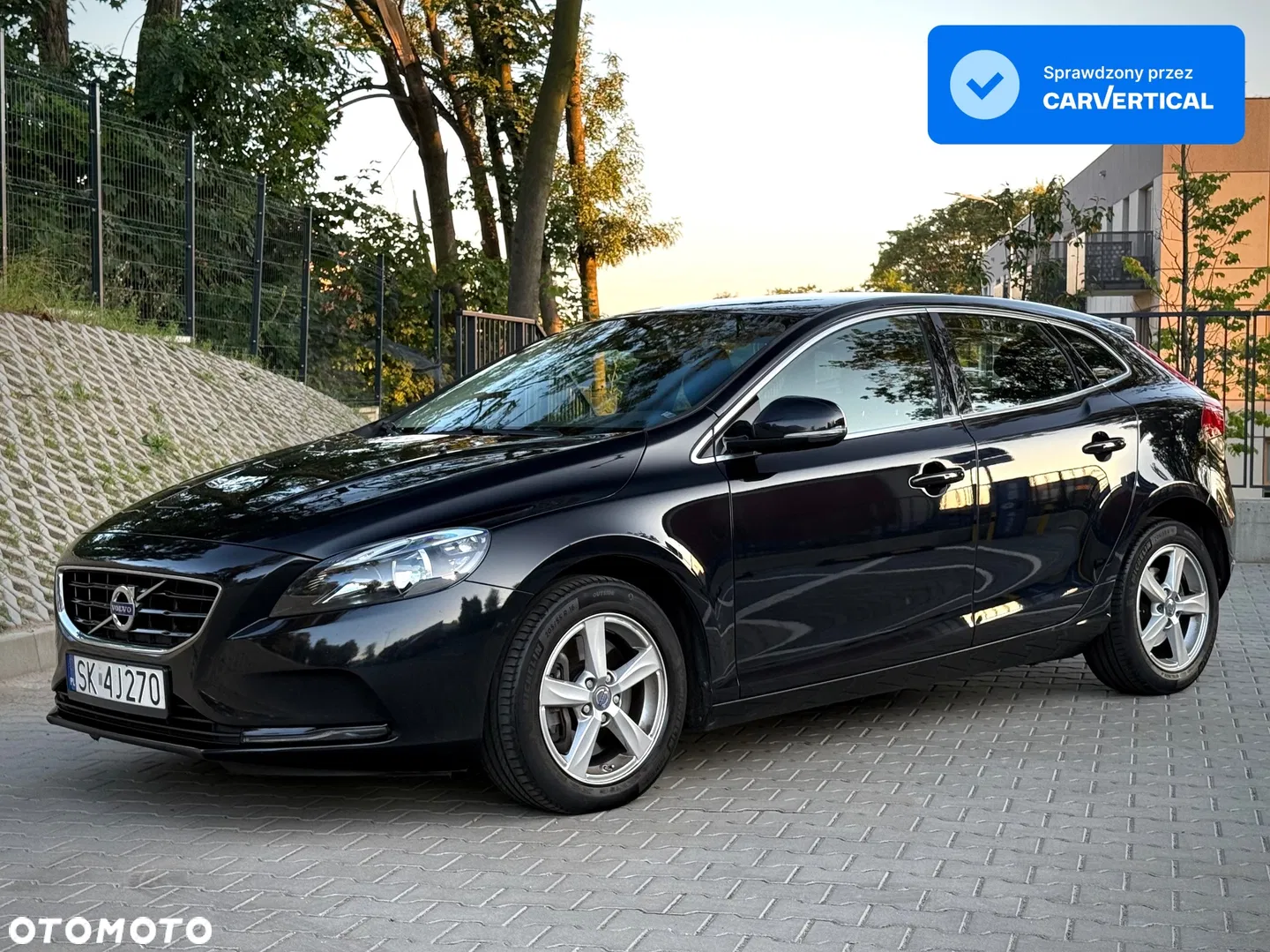 2014 Volvo V40 D4 Drive-E Momentum, photograph 2