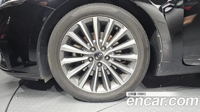 2017 Kia K7 2.2 Diesel Limited, photograph 7