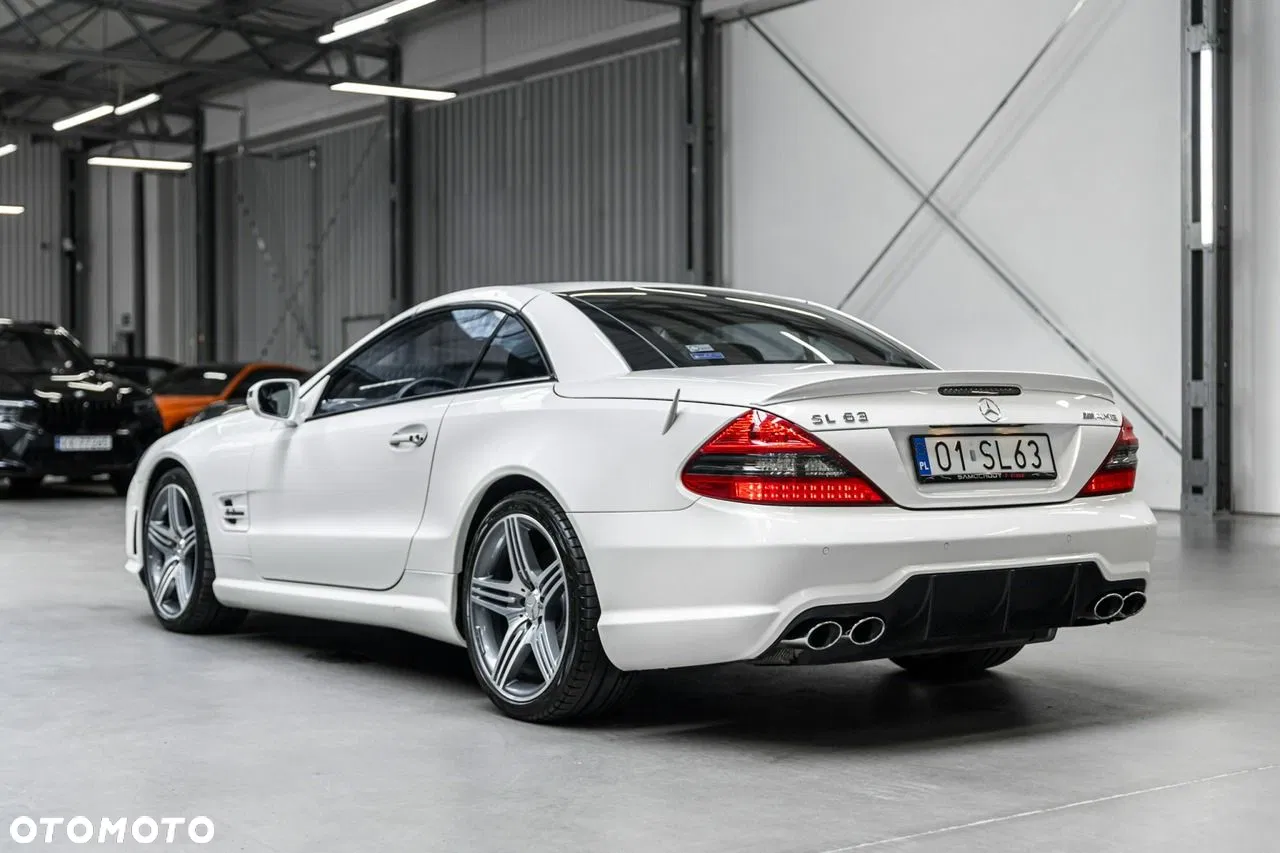 2010 Mercedes-Benz SL 63 AMG SPEEDSHIFT MCT, photograph 11