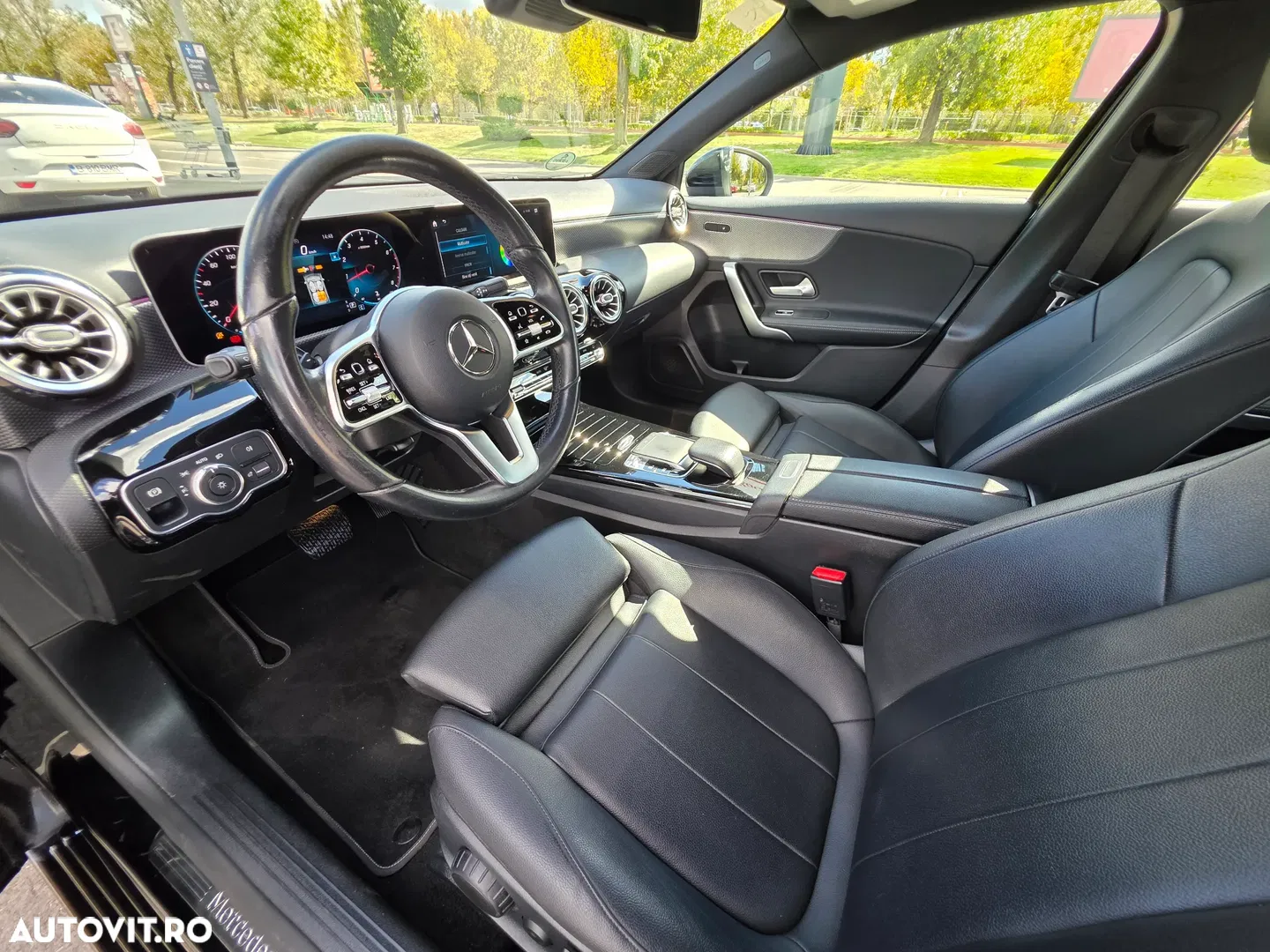 2020 Mercedes-Benz A 180 7G-DCT Edition 2020, photograph 9