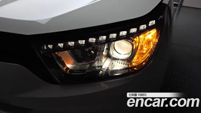 KG_Mobility_Ssangyong TIBOLI Diesel LX 4WD — photo 1 of 40
