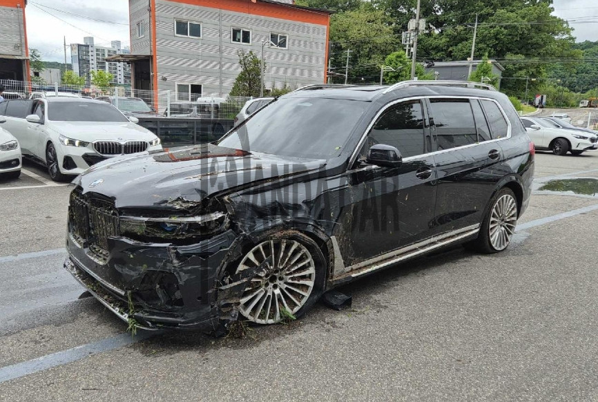 2022 BMW X7 xDrive40d, photograph 4