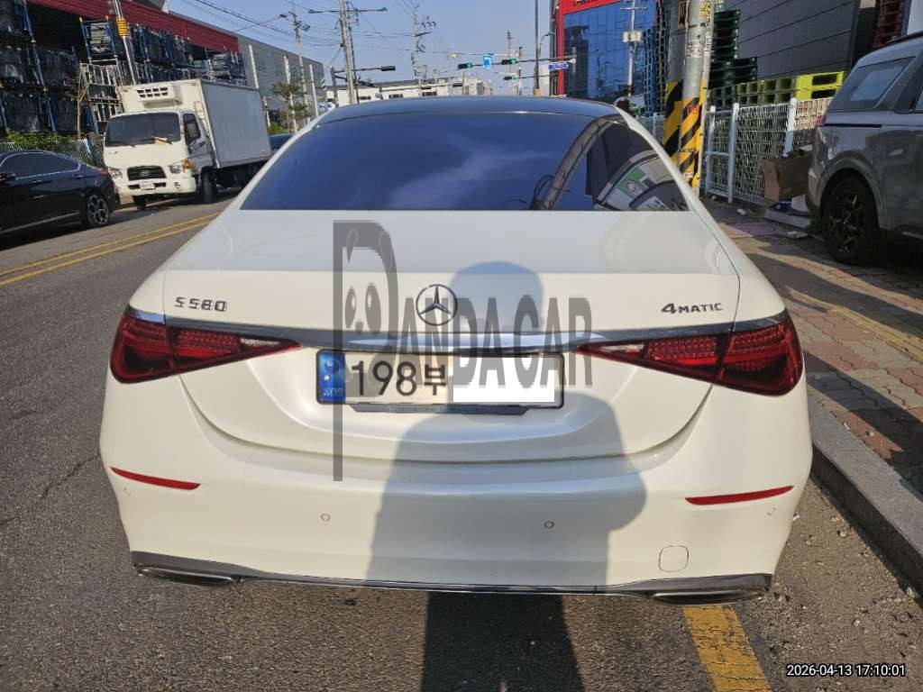 2021 Mercedes-Benz S580 4MATIC, photograph 5
