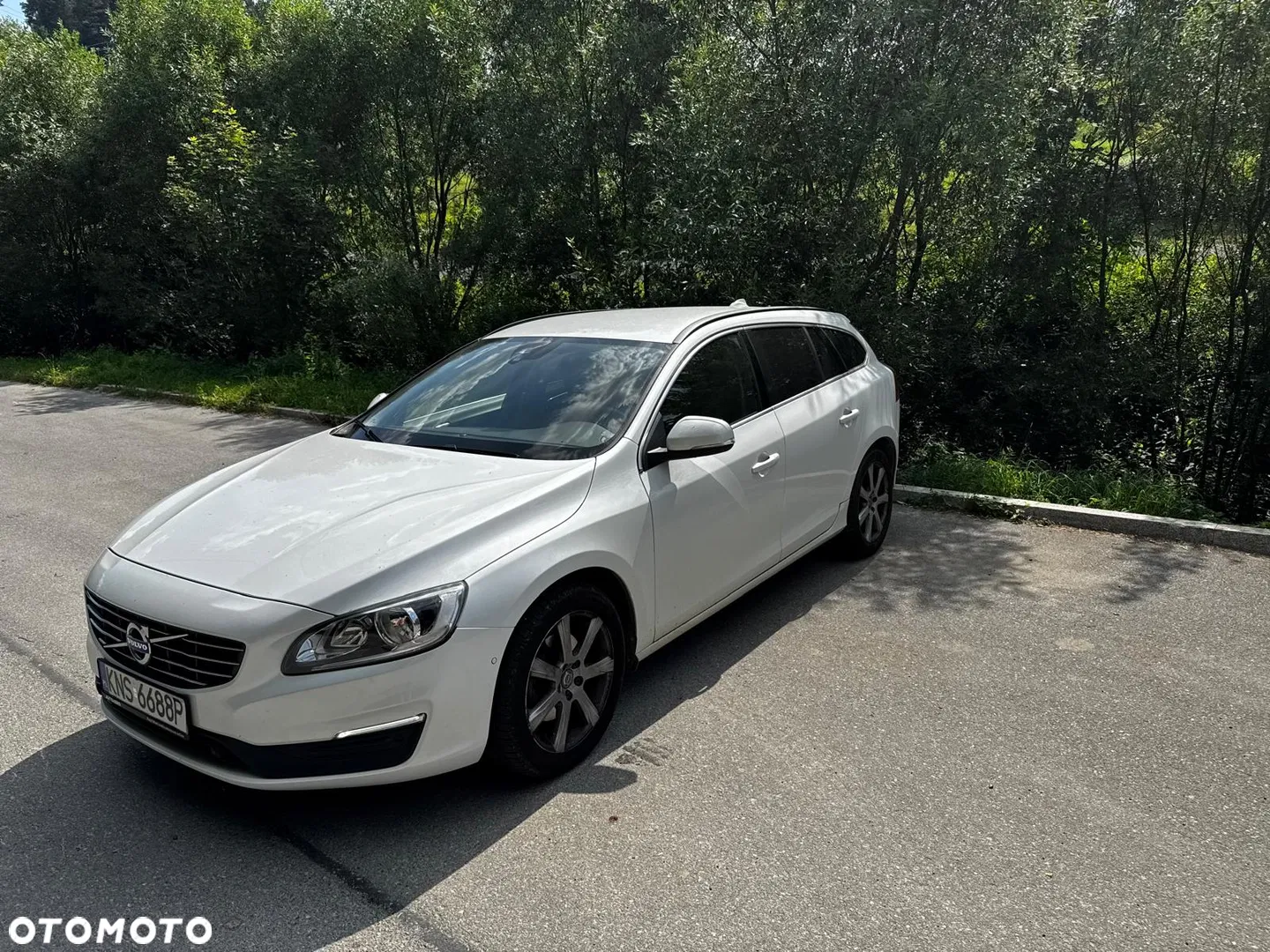 2017 Volvo V60 D2 Drive-E Dynamic Edition (Momentum), photograph 9