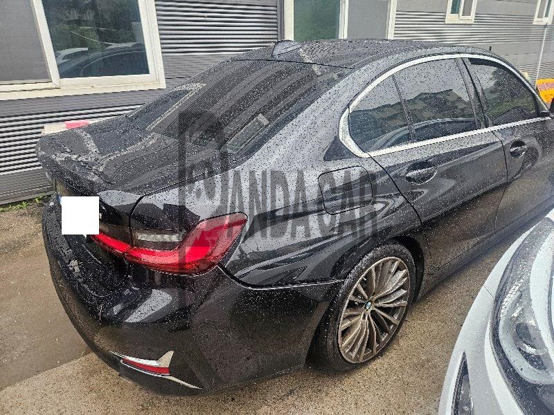 2022 BMW 320i, photograph 4