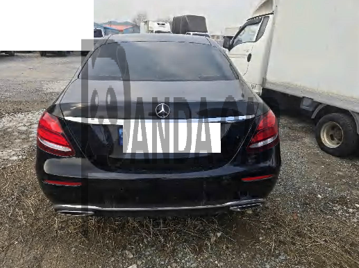 2018 Mercedes-Benz E220 d, photograph 2