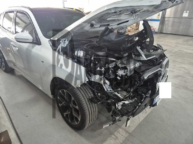 2025 BMW X3 20 xDrive, photograph 2