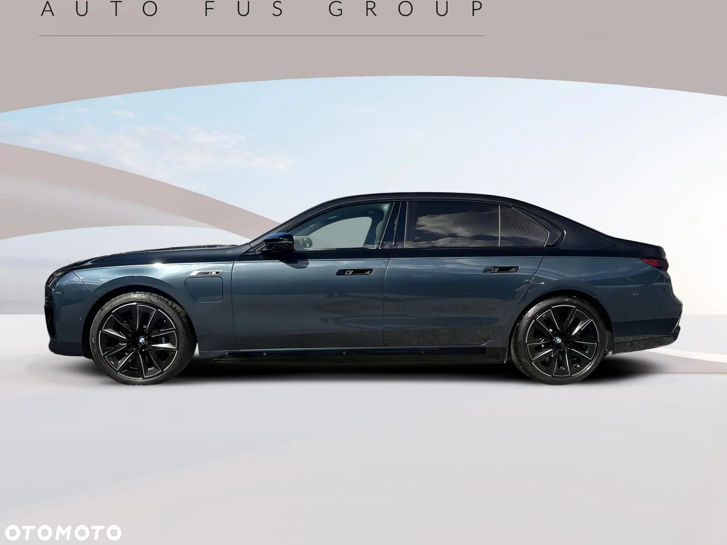 2026 BMW Seria 7 M760e PHEV xDrive Individual Edition sport, photograph 3