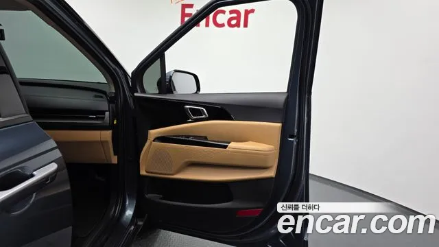 2020 Kia Canival Diesel 9-Seater Noblesse, photograph 1