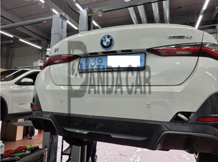 2024 BMW i4 eDrive40, photograph 4
