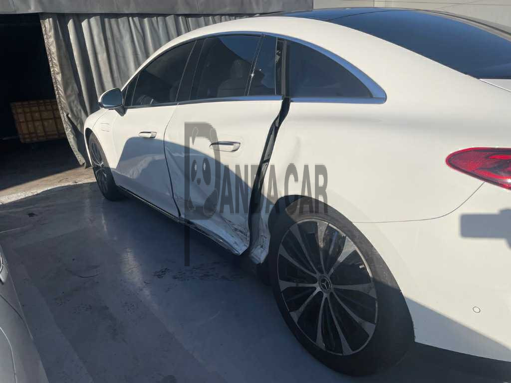 2023 Mercedes-Benz EQE350 +, photograph 3