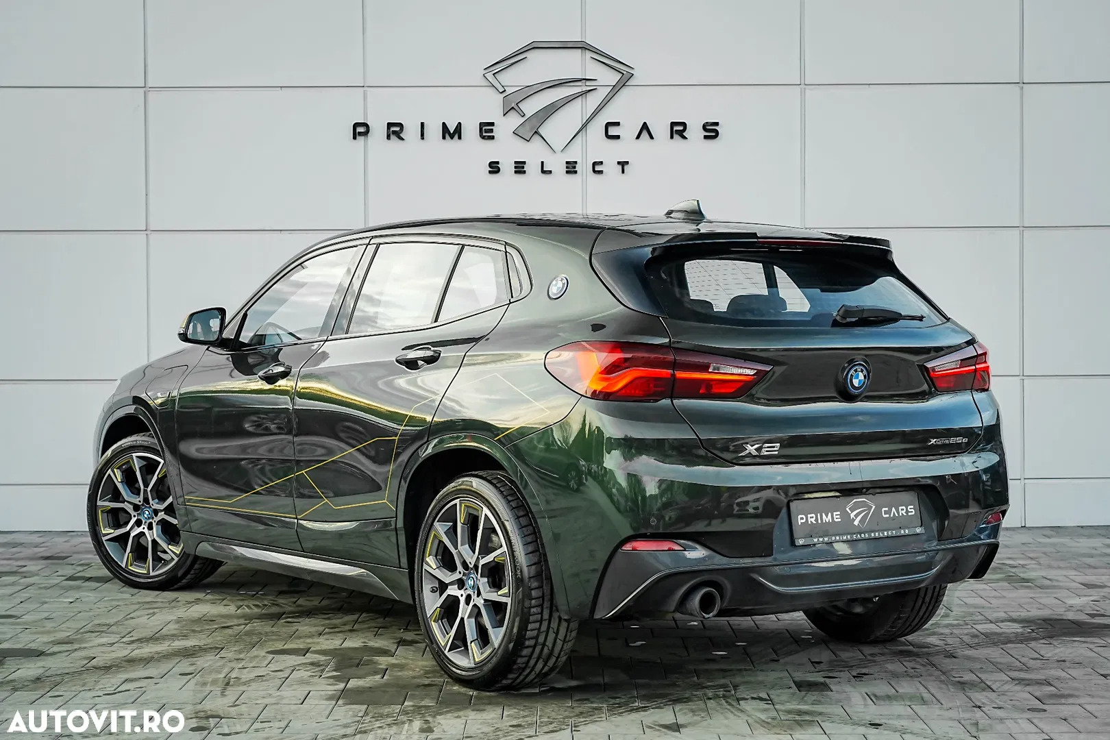 2022 BMW X2 xDrive25e Edition Goldplay, photograph 10