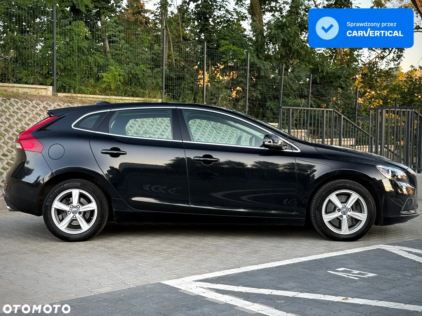 2014 Volvo V40 D4 Drive-E Momentum, photograph 9