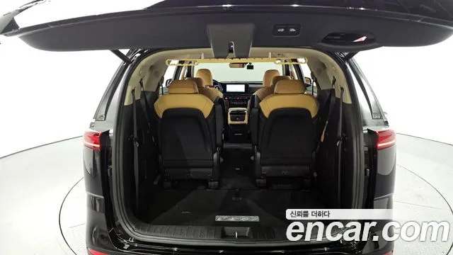 2022 Kia Canival Diesel 9-Seater Noblesse, photograph 5