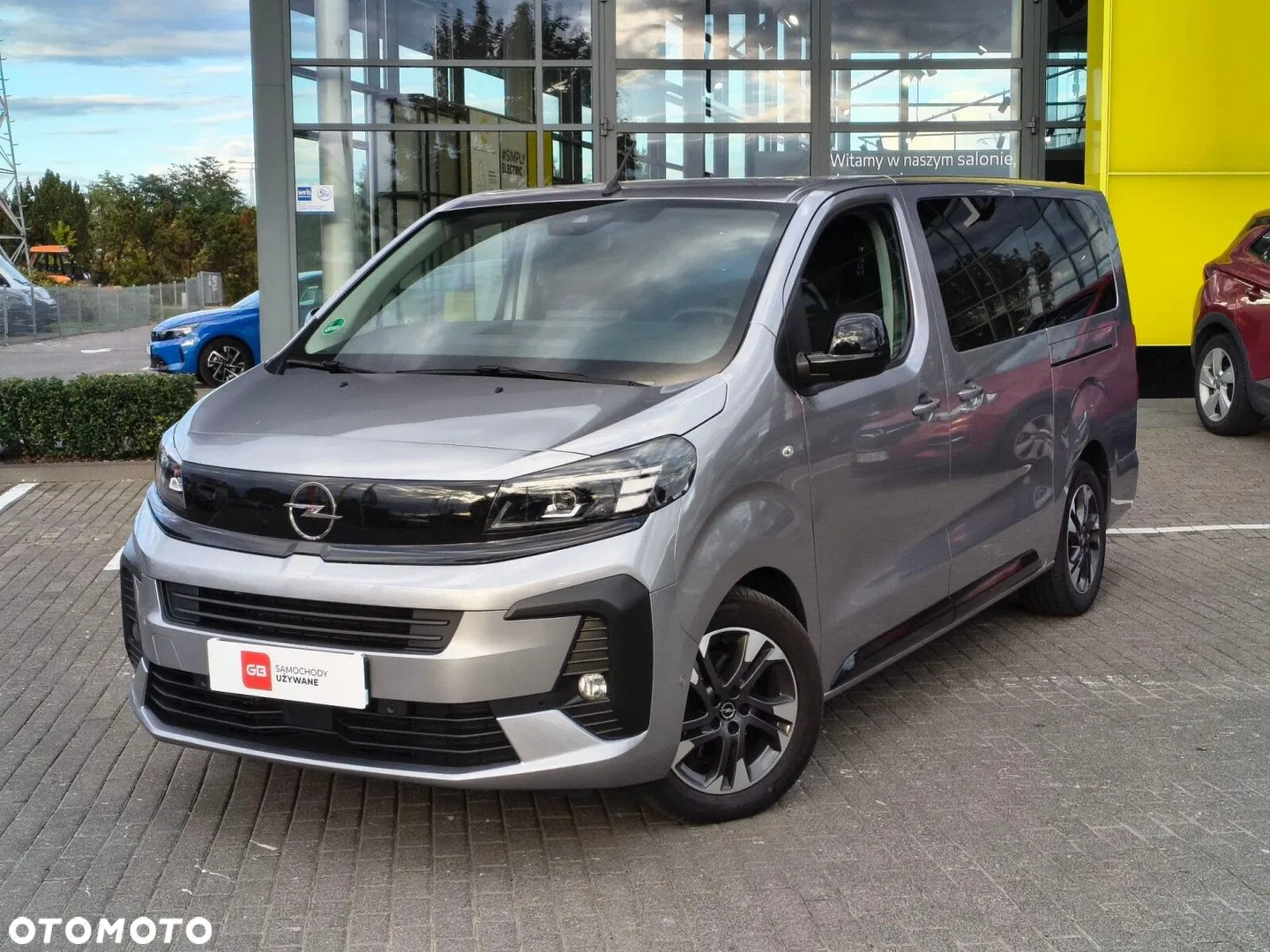 2025 Opel Zafira 2.0 Diesel XL Business, photograph 2