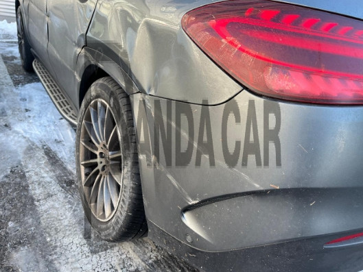 2023 Mercedes-Benz GLE 450 d 4MATIC Coupe, photograph 2