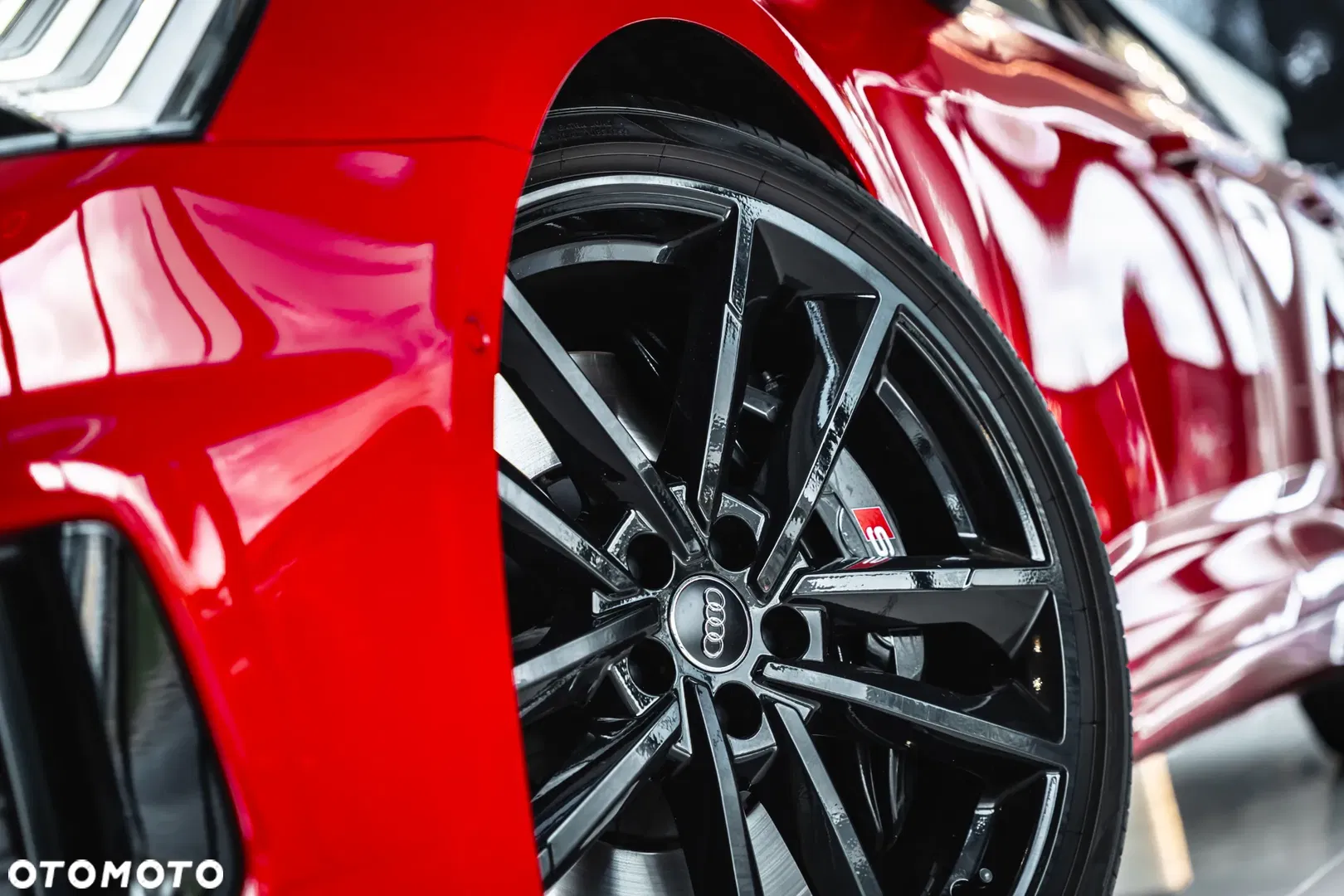 2019 Audi S6 Avant TDI quattro tiptronic, photograph 2