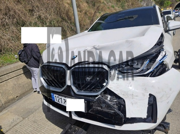 2026 BMW X3 20 xDrive, photograph 3