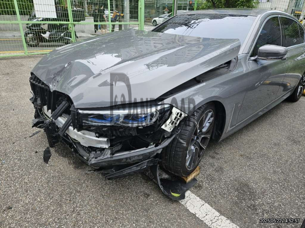 2021 BMW 740Li xDrive, photograph 4