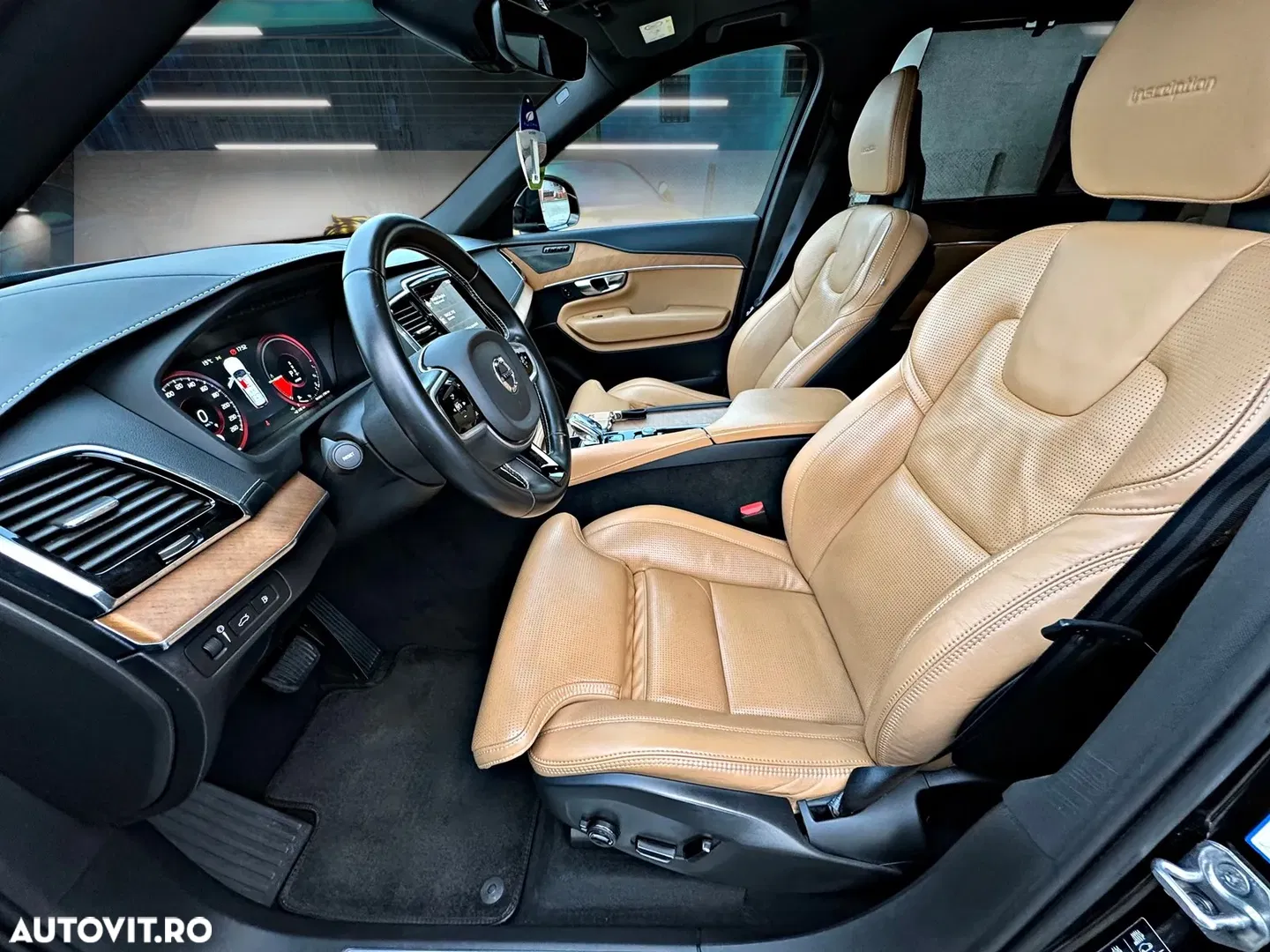 2020 Volvo XC 90 T8 AWD Twin Engine Geartronic Inscription, photograph 5