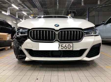 2021 BMW M550i xDrive, photograph 6