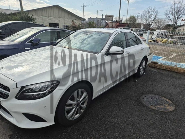 2019 Mercedes-Benz C220 d, photograph 4