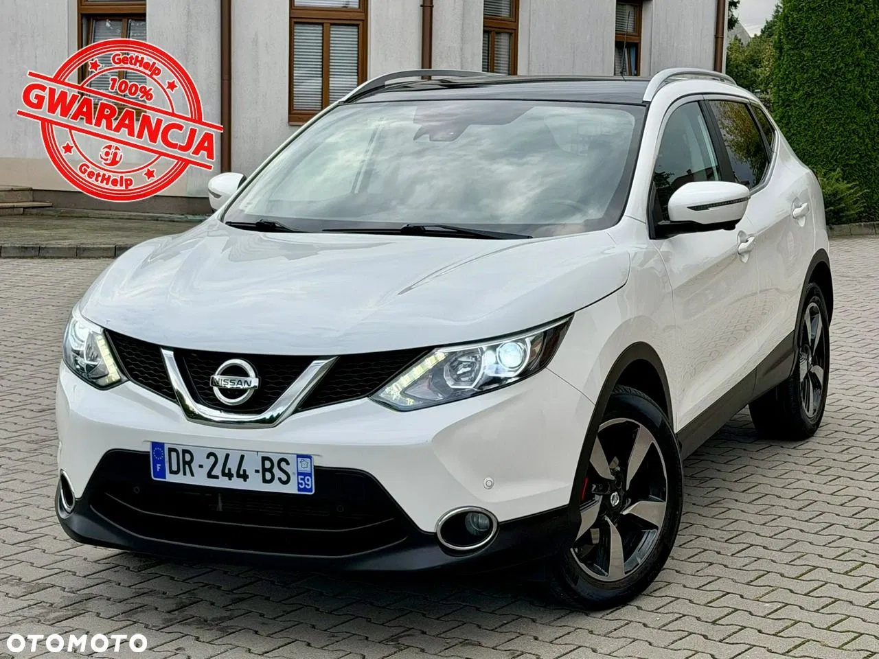 Nissan Qashqai 1.2 DIG-T N-Connecta — photo 1 of 18