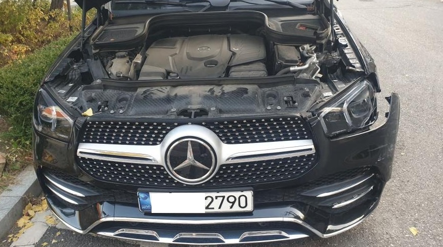 2021 Mercedes-Benz GLE400 d 4MATIC Coupe, photograph 5