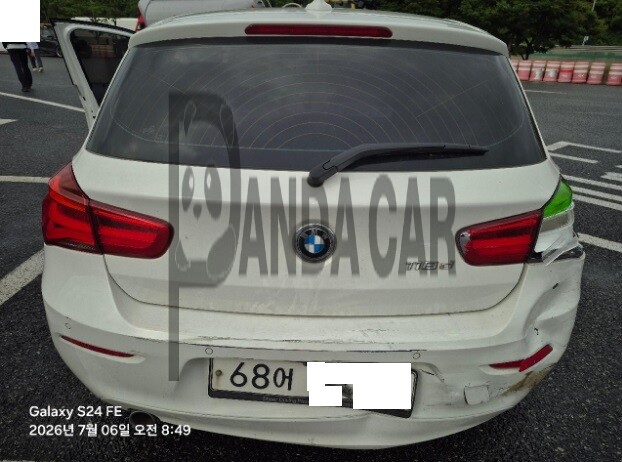 2018 BMW 118d, photograph 4