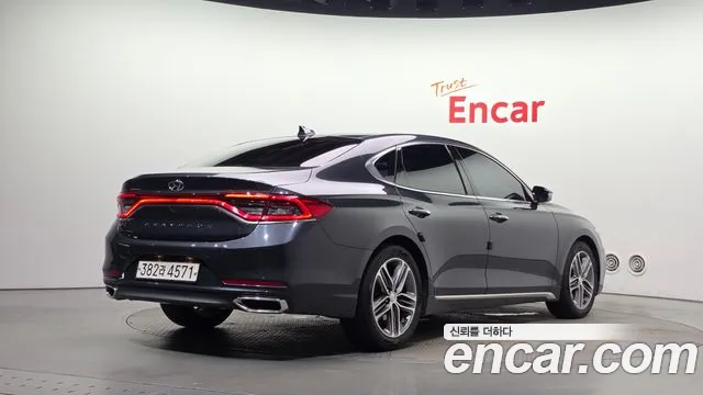 2017 Hyundai Grandeur 2.4 Premium, photograph 11