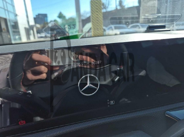 2021 Mercedes-Benz CLA250 4MATIC, photograph 4