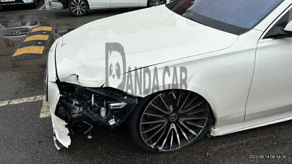 2021 Mercedes-Benz S500 4MATIC, photograph 2