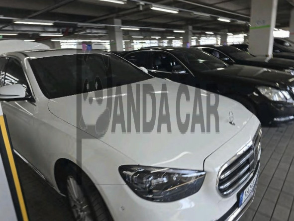2023 Mercedes-Benz E220 d 4MATIC, photograph 5