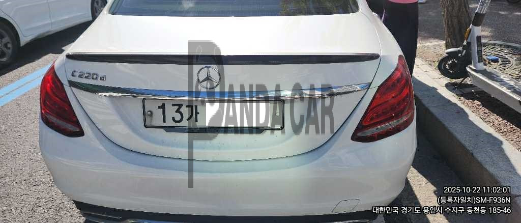 2018 Mercedes-Benz C220 d, photograph 2