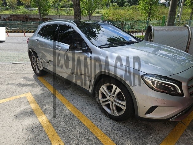 2017 Mercedes-Benz GLA200 d, photograph 3